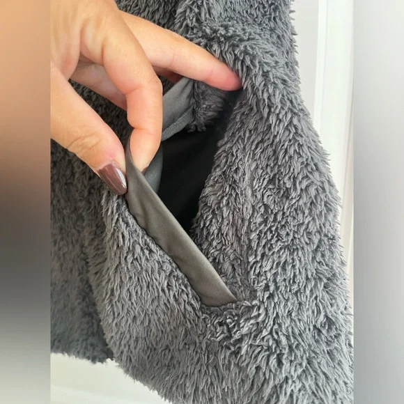 Patagonia Los Gatos Sherpa Grey Vest Sz M - Picture 5 of 6